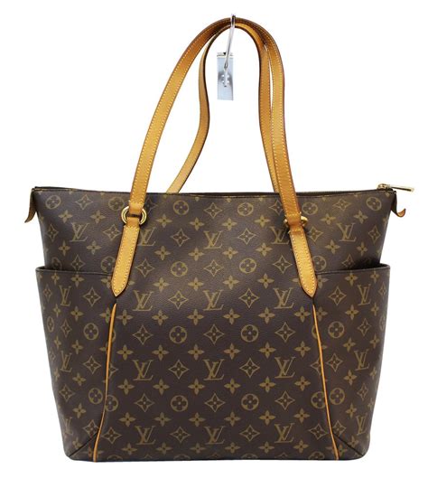 borsa supreme louis vuitton|louis vuitton lv monogram.